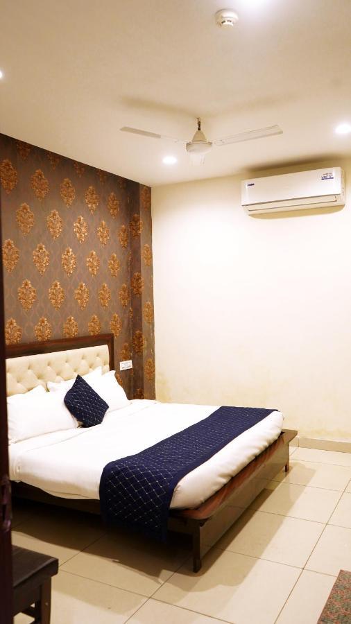 Aa Hotels & Resorts Zirakpur Dış mekan fotoğraf