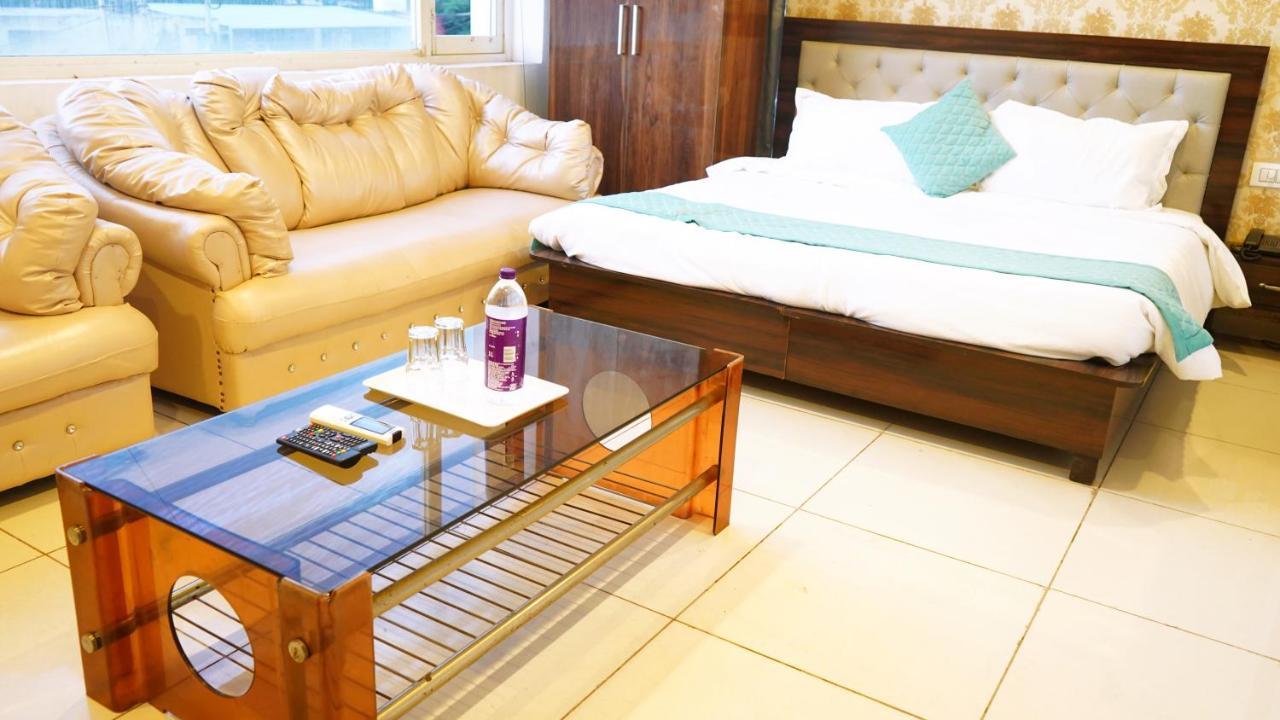Aa Hotels & Resorts Zirakpur Dış mekan fotoğraf