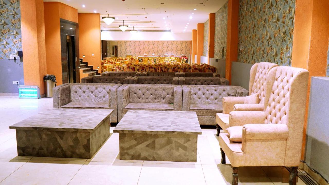 Aa Hotels & Resorts Zirakpur Dış mekan fotoğraf